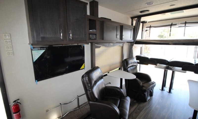 Luv2Camp Orange County RV Trailer Rentals - Luv2Camp RV ...